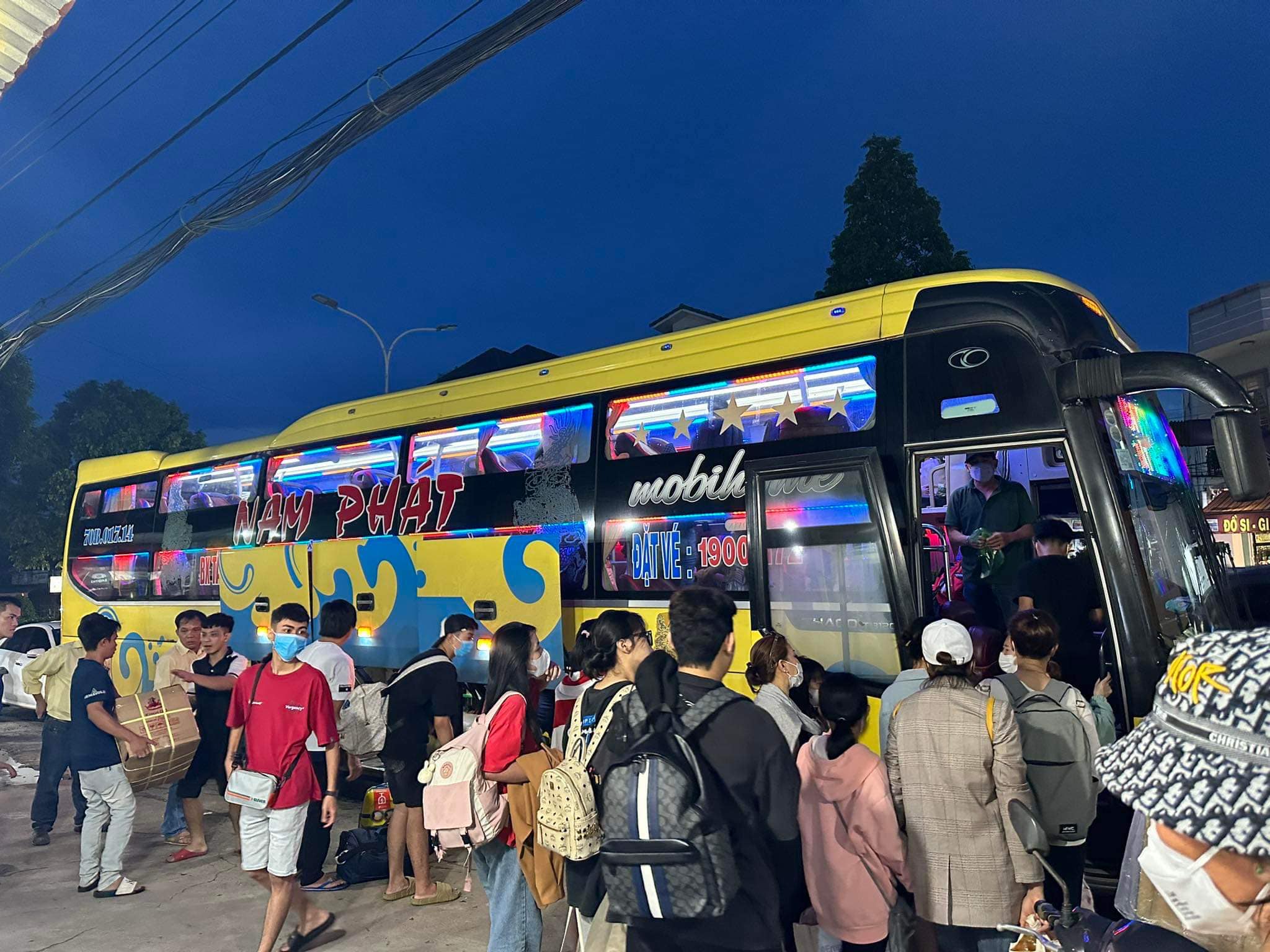 Nhà xe Nam Phát